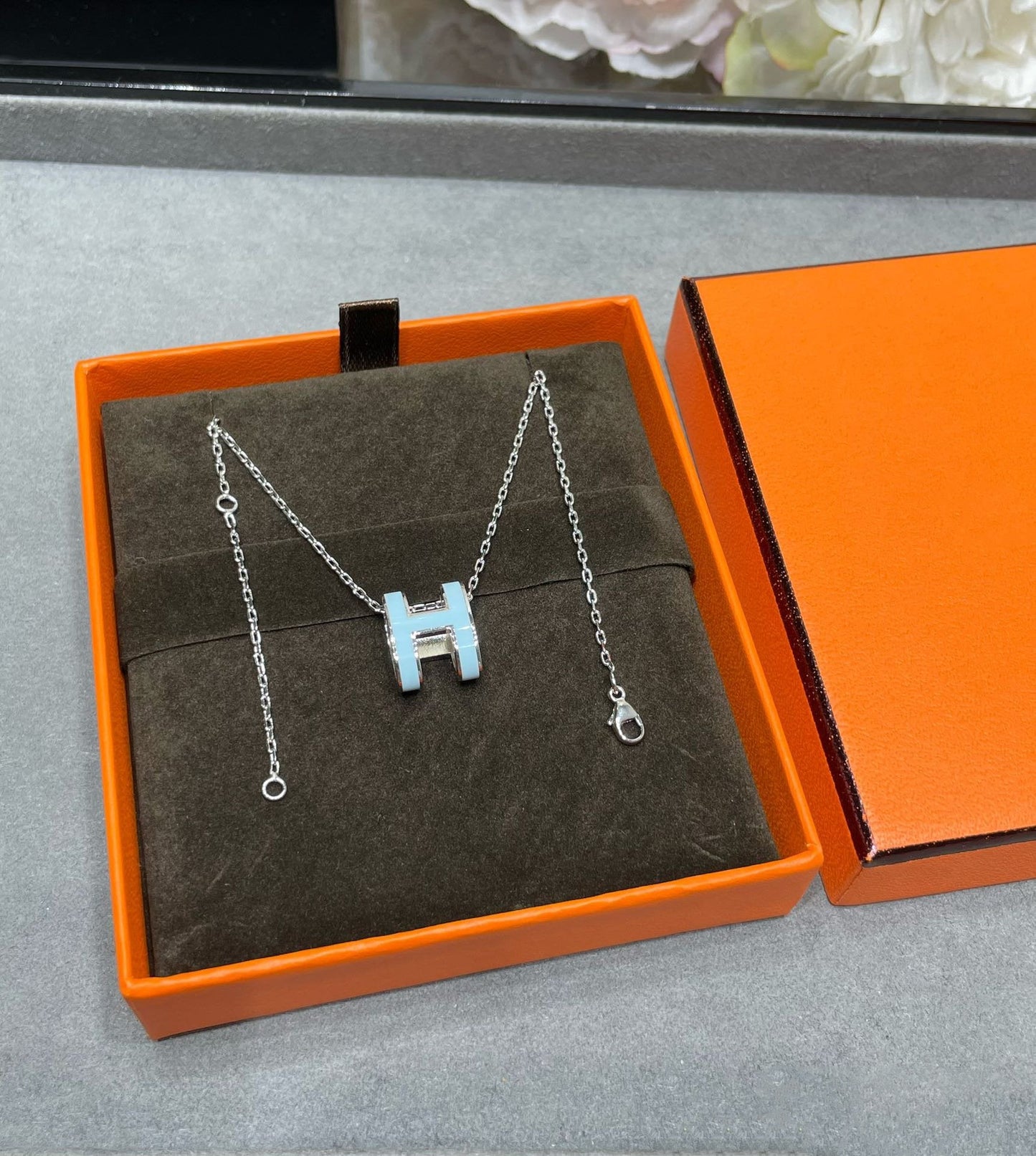 [Clover Jewelery]POP H SKY BLUE NECKLACE
