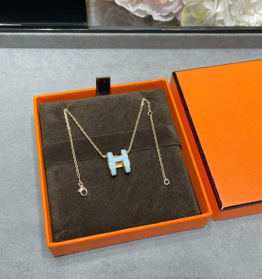 [Clover Jewelry]POP H スカイブルー ネックレス