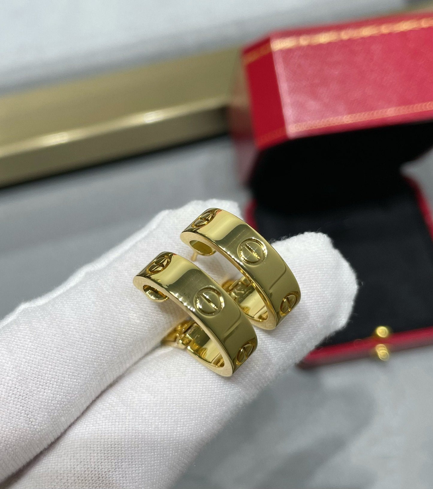 [Clover Jewelery]LOVE 5.5MM EARRINGS