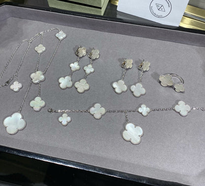 [Clover Jewelery]CLOVER 5 MOTIF WHITE MOP SILVER BRACELET