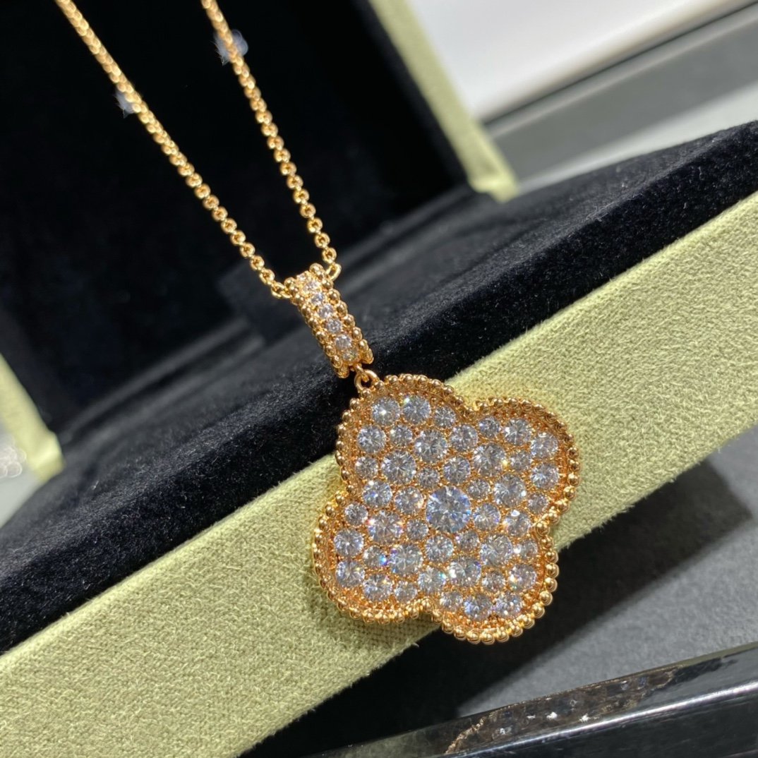 [Clover Jewelry]CLOVER 25MM GROSSER ANHÄNGER DIAMANT BESETZTE LANGE HALSKETTE
