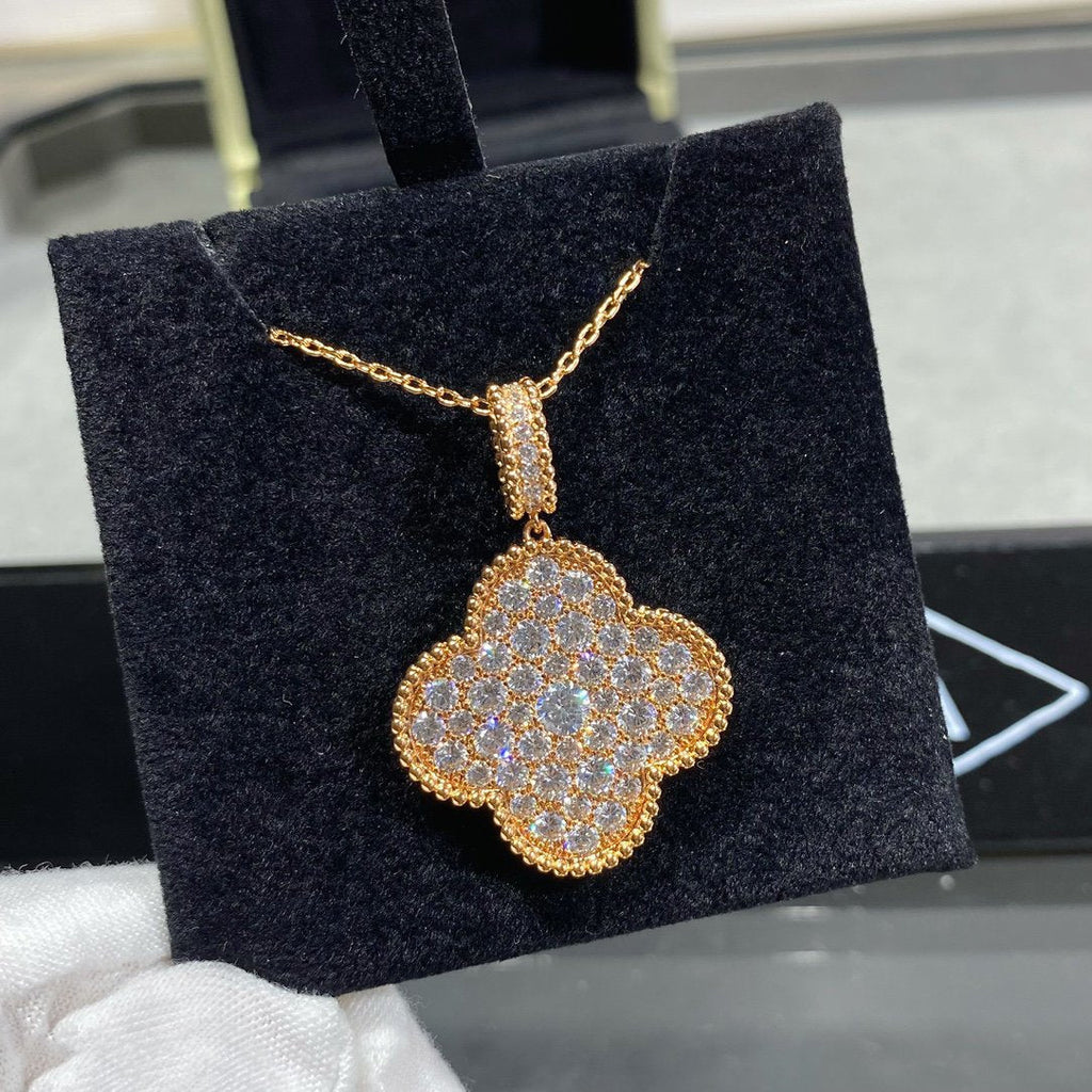 [Clover Jewelry]CLOVER 25MM GROSSER ANHÄNGER DIAMANT BESETZTE LANGE HALSKETTE
