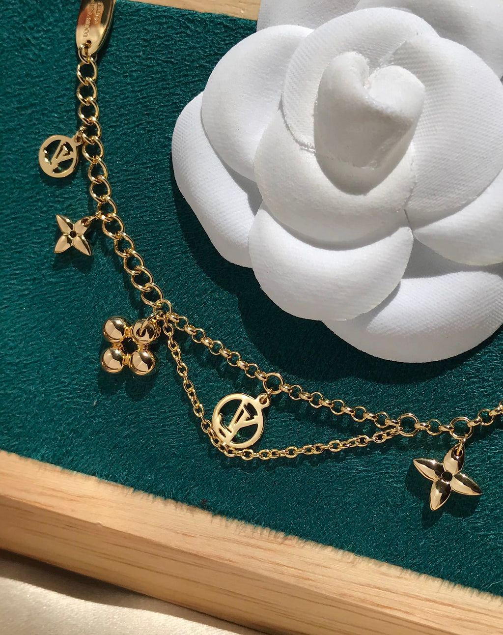[Clover Jewelry]BLOOMING PINK GOLD MOP BRACELET
