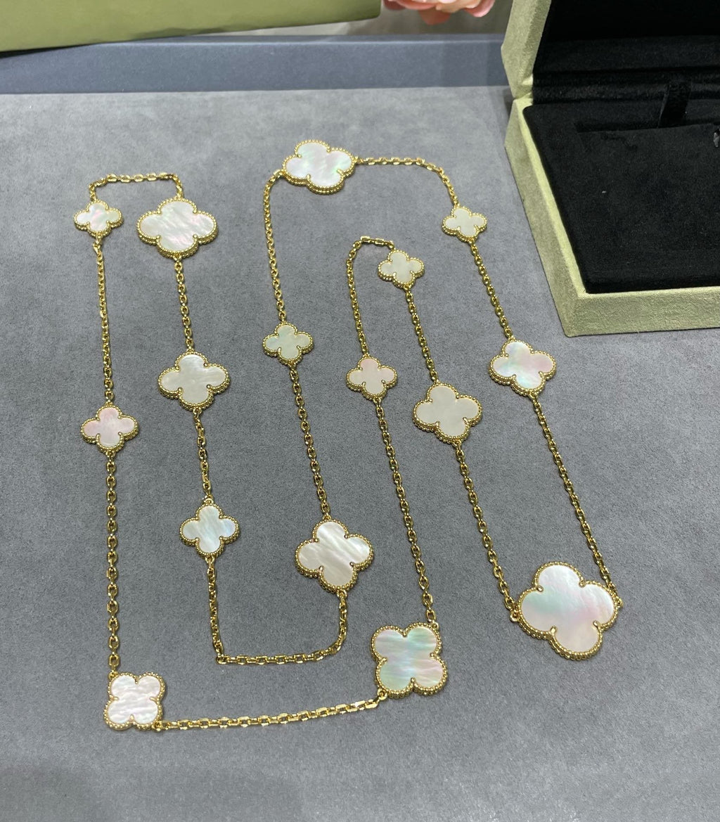 [Clover Jewelry]KLEE 16 MOTIV WEISSES PERLMUTT GOLDHALSKELLe