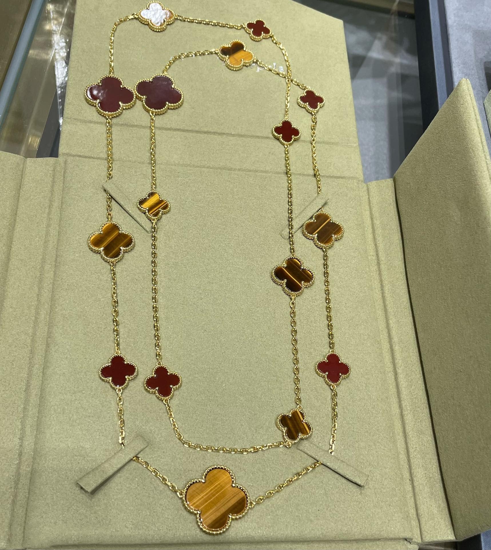 [Clover Jewelry]CLOVER 16 MOTIF KARNEOL TIGERAUGE ROSÉGOLD HALSKETTE