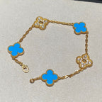 ```json
[
  {
    "translatedText": "[Clover Jewelry]CLOVER 5 MOTIVE BLAUER CHALZEDON DIAMANT GOLDARMREIF"
  }
]
```