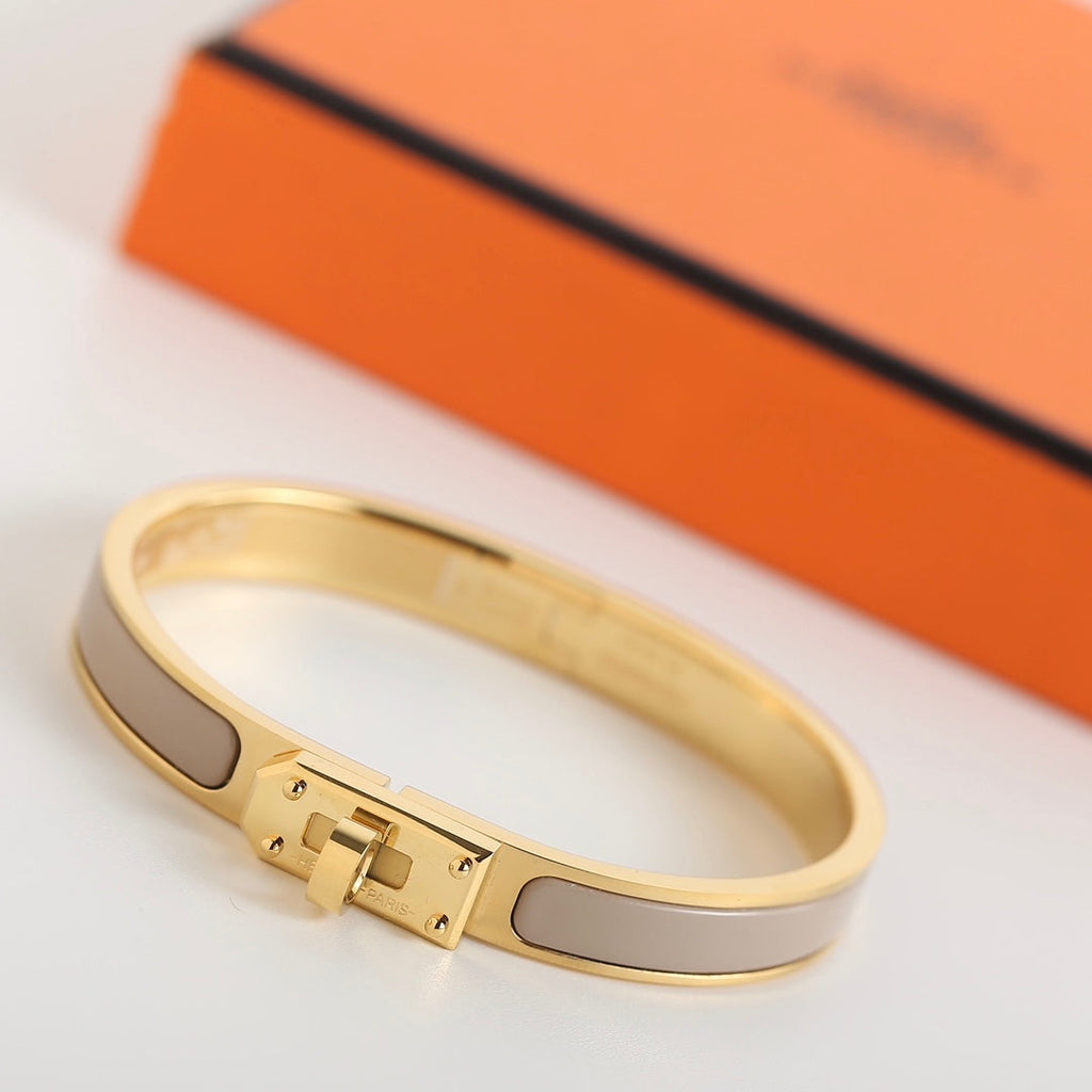[Clover Jewelry]HM KELLY GREY ARMBAND