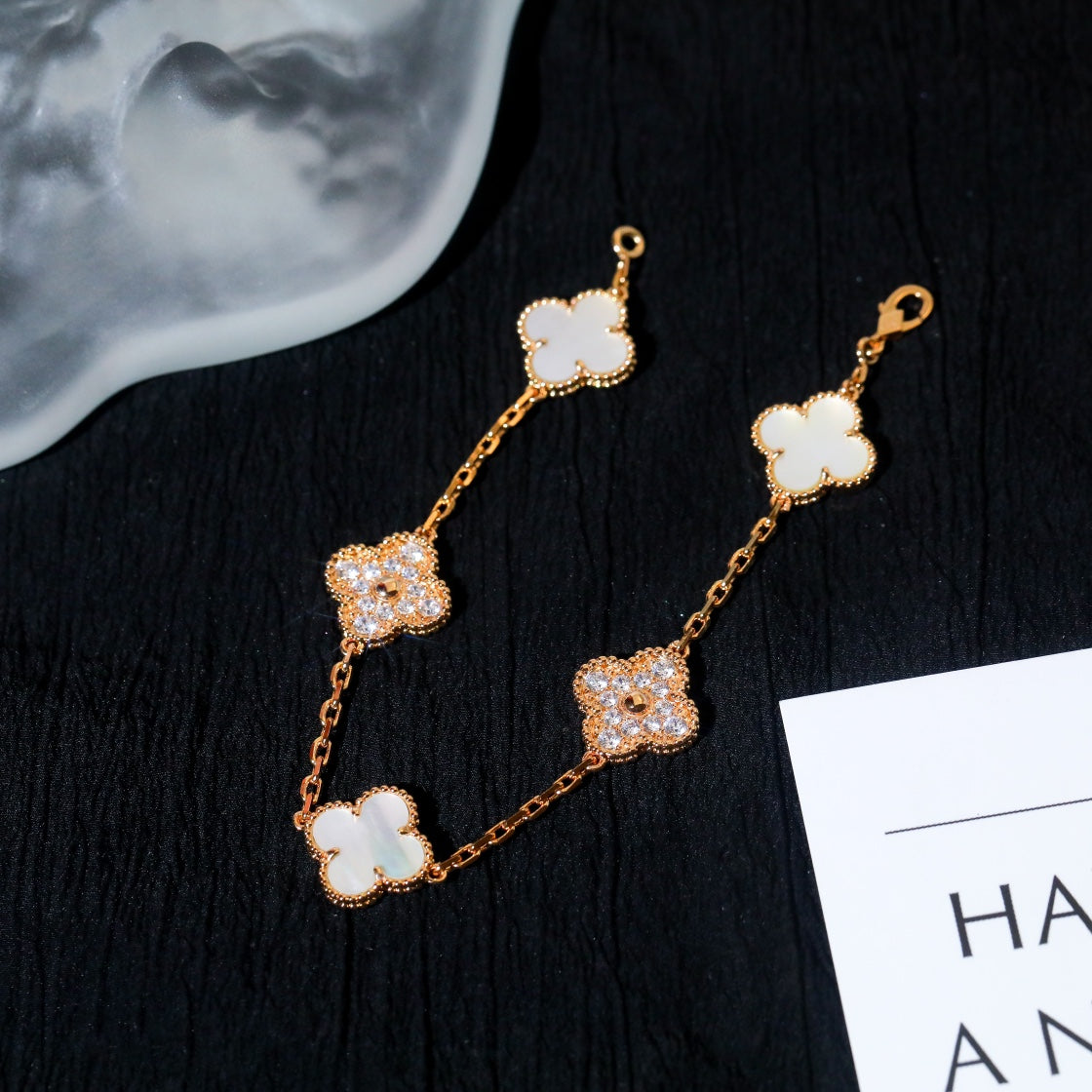 [Clover Jewelry]CLOVER ARMBAND 5 MOTIV WEISSER MOP DIAMANT 