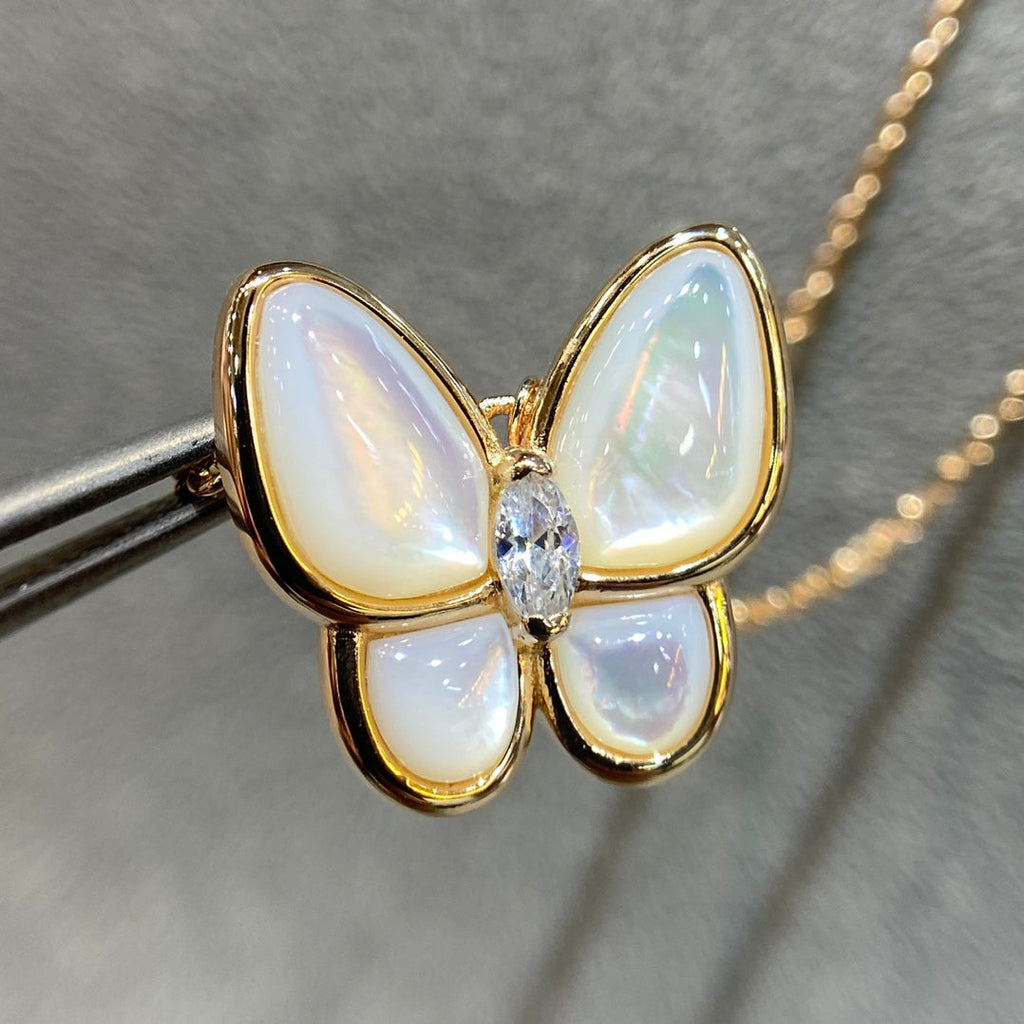 [Clover Jewelry]BUTTERFLY MOP DIAMOND NECKLACE