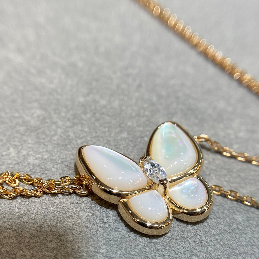 [Clover Jewelry]BUTTERFLY MOP DIAMOND NECKLACE