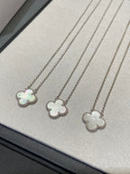 [CLOVER JEWELRY]クローバー ミディアム シルバーホワイトマザーオブパール ネックレス