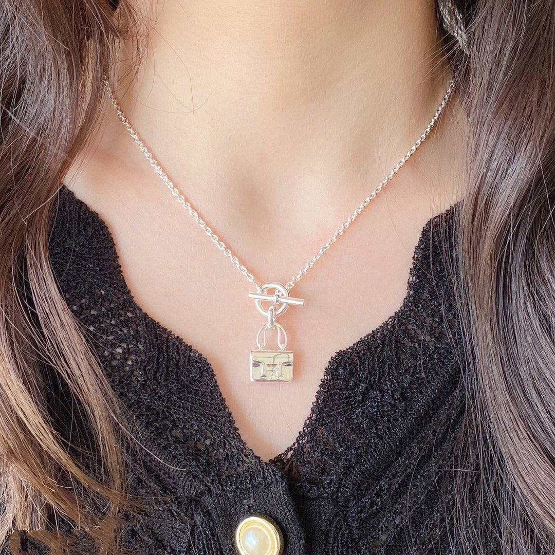 [Clover Jewelery]CONSTANCE PEDANT SILVER NECKLACE