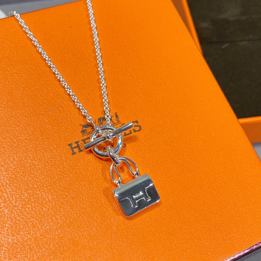 [Clover Jewelery]CONSTANCE PEDANT SILVER NECKLACE