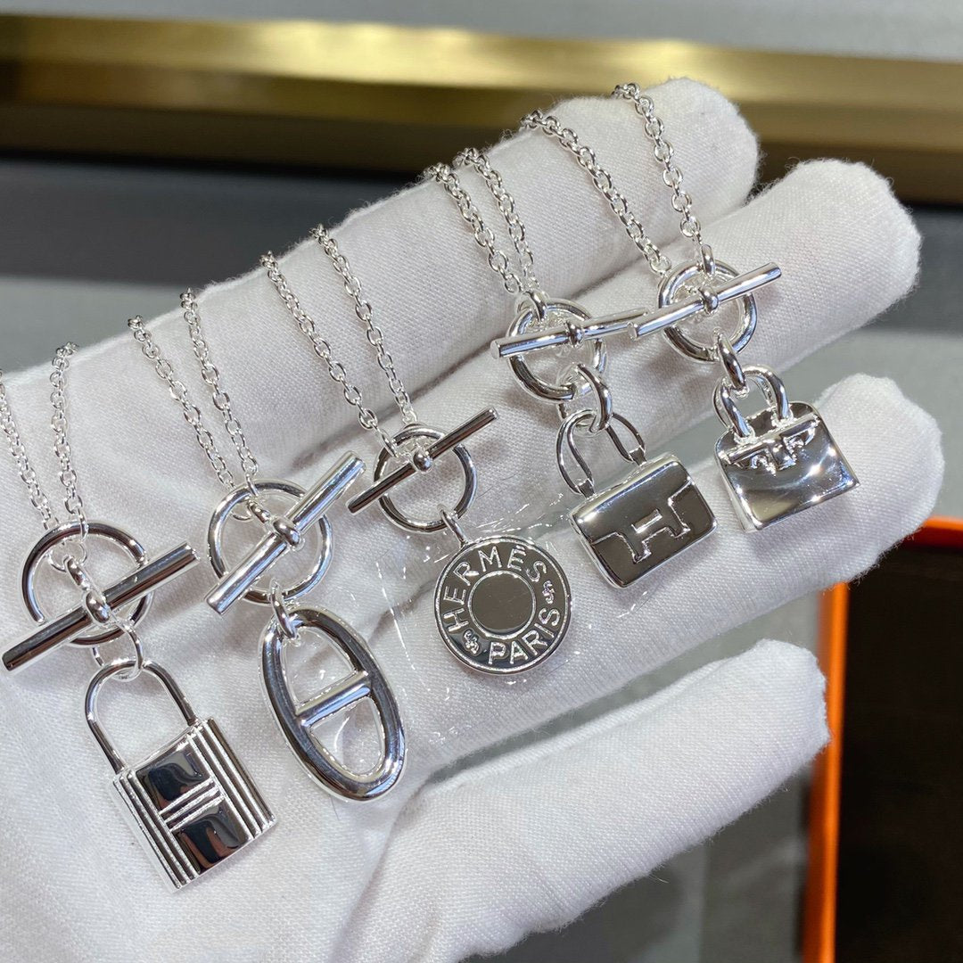 [Clover Jewelery]CONSTANCE PEDANT SILVER NECKLACE