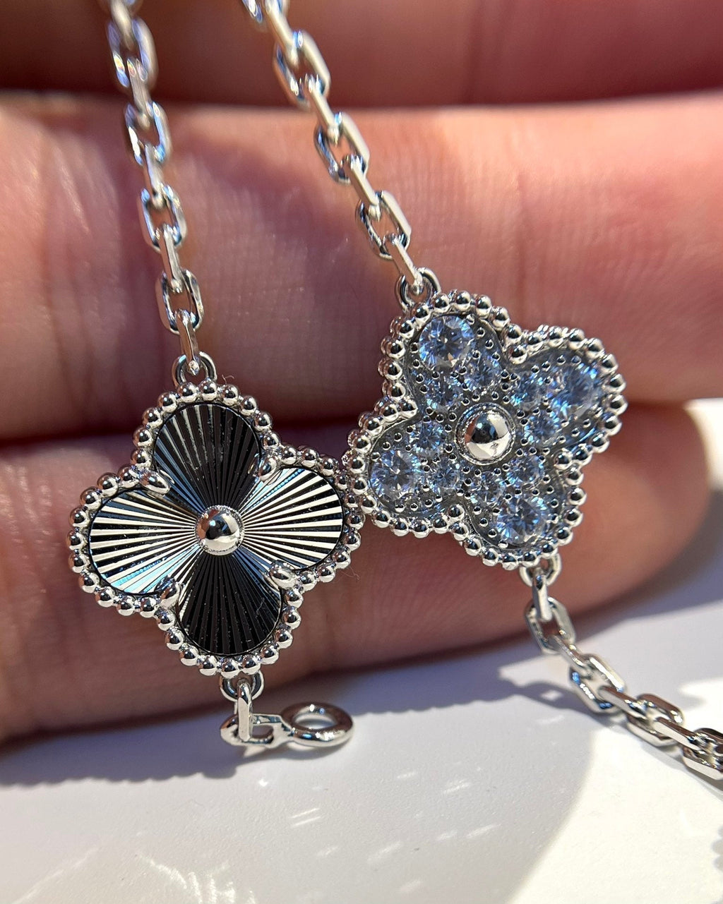 [Clover Jewelry]CLOVER 5 MOTIF SILVER DIAMOND BRACELET