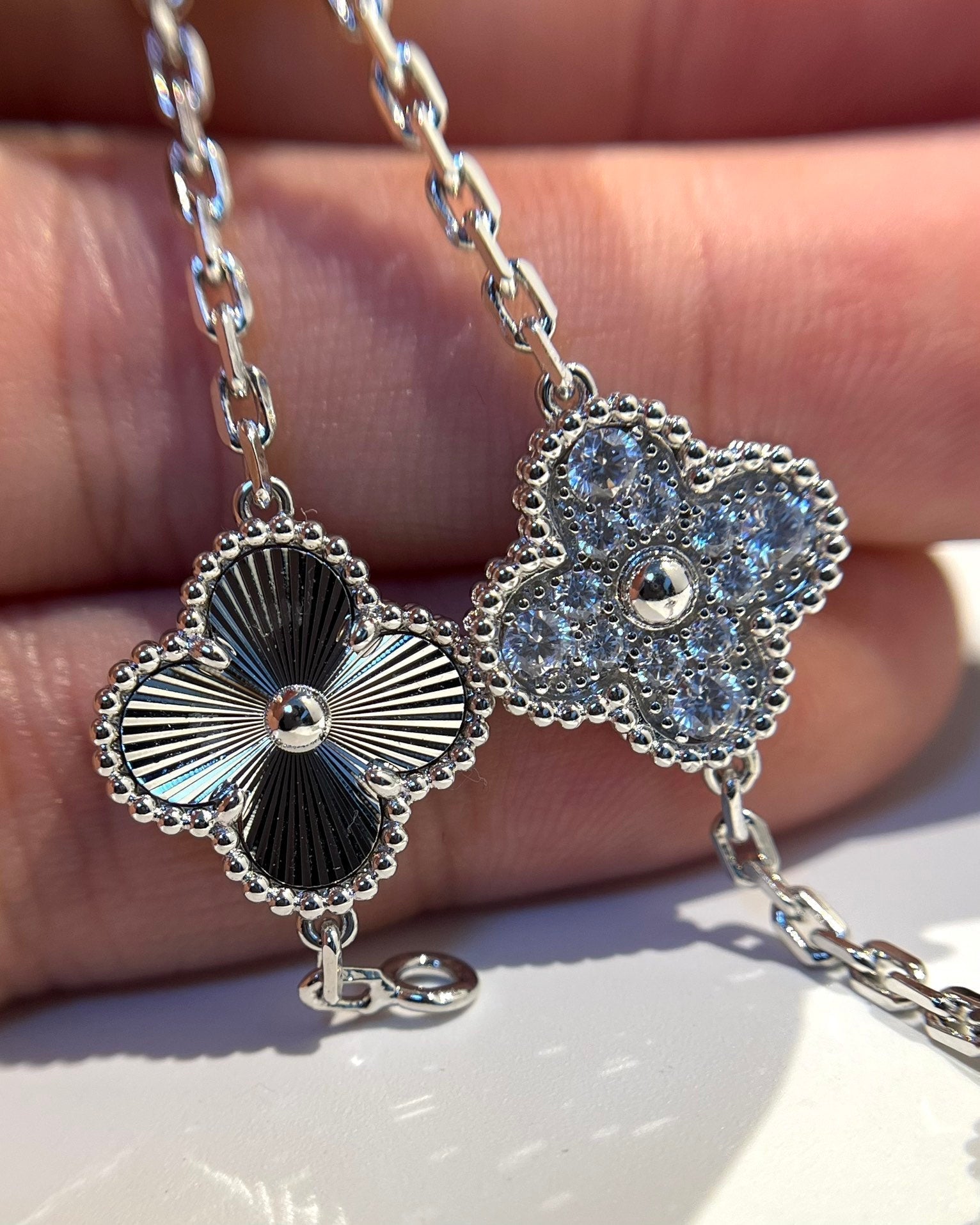 [Clover Jewelry]CLOVER 5 MOTIF SILVER DIAMOND BRACELET