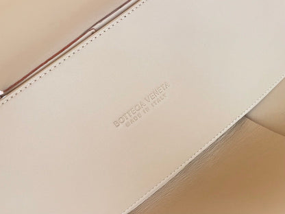 ARCO TOTE 36 IN RED ORANGE CALFSKIN