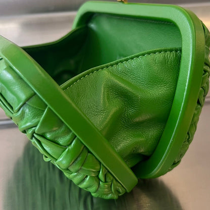 KNOT 19 IN EMERALD GREEN LAMBSKIN