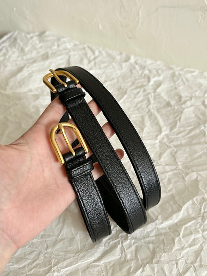 APHRODITE MEDIUM 39 SHOULDER BAG IN BLACK CALFSKIN