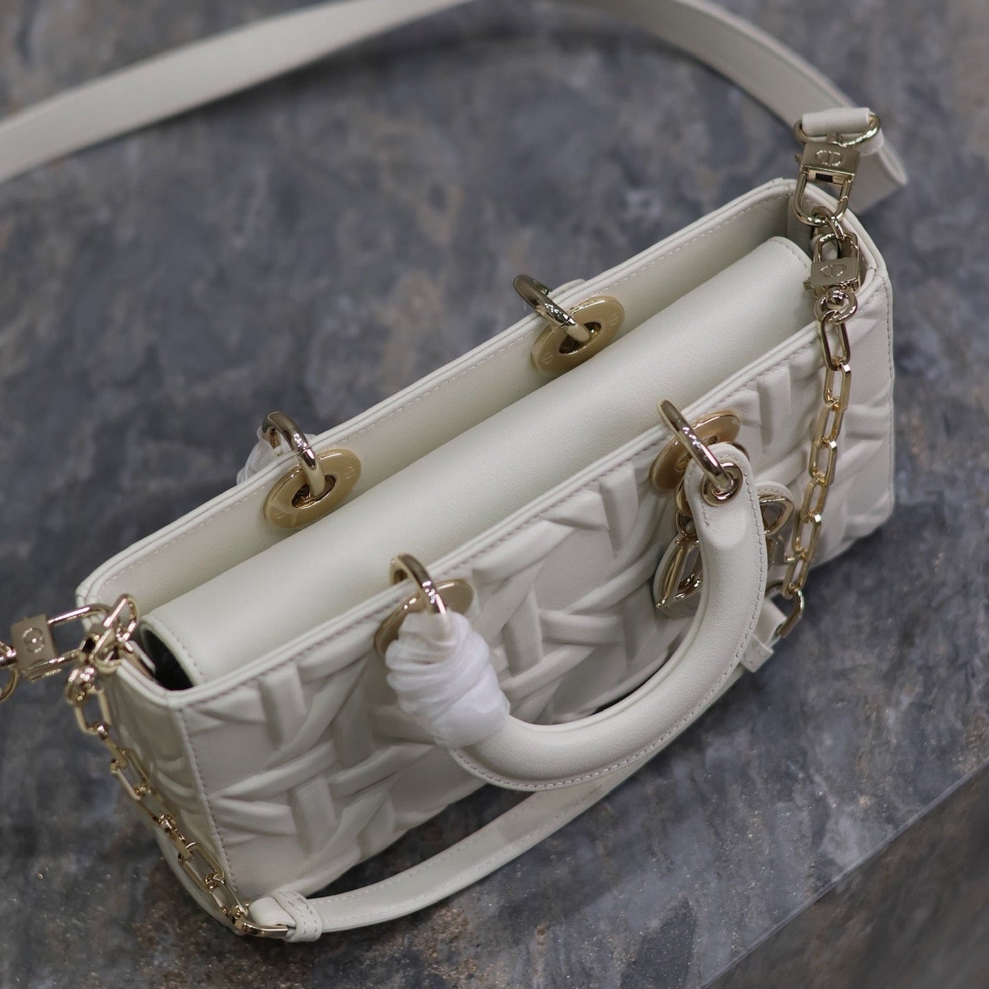 LADY D-JOY BAG 26 IN WHITE GRAPHIC CANNAGE CALFSKIN PALE GOLD-FINISH METAL CHARMS