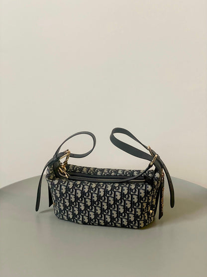 MEDIUM D-JOURNEY SHOULDER BAG 25 IN BLACK MONOGRAM OBLIQUE JACQUARD
