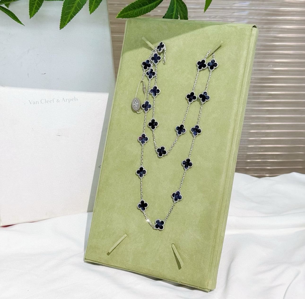 [Clover Jewelry]CLOVER 20 MOTIFS BIDE STONE NECKLACE