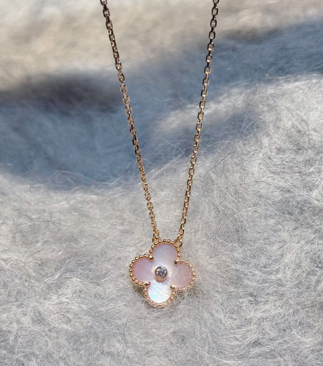 [Clover Jewelry]2025 CHRISTMAS CLOVER 15MM DIAMOND RHODONITE NECKLACE