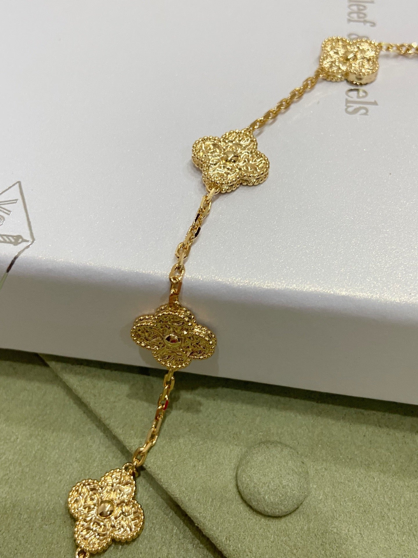 [Clover Jewelry]CLOVERS DAS 10-MOTIVE COLLIER