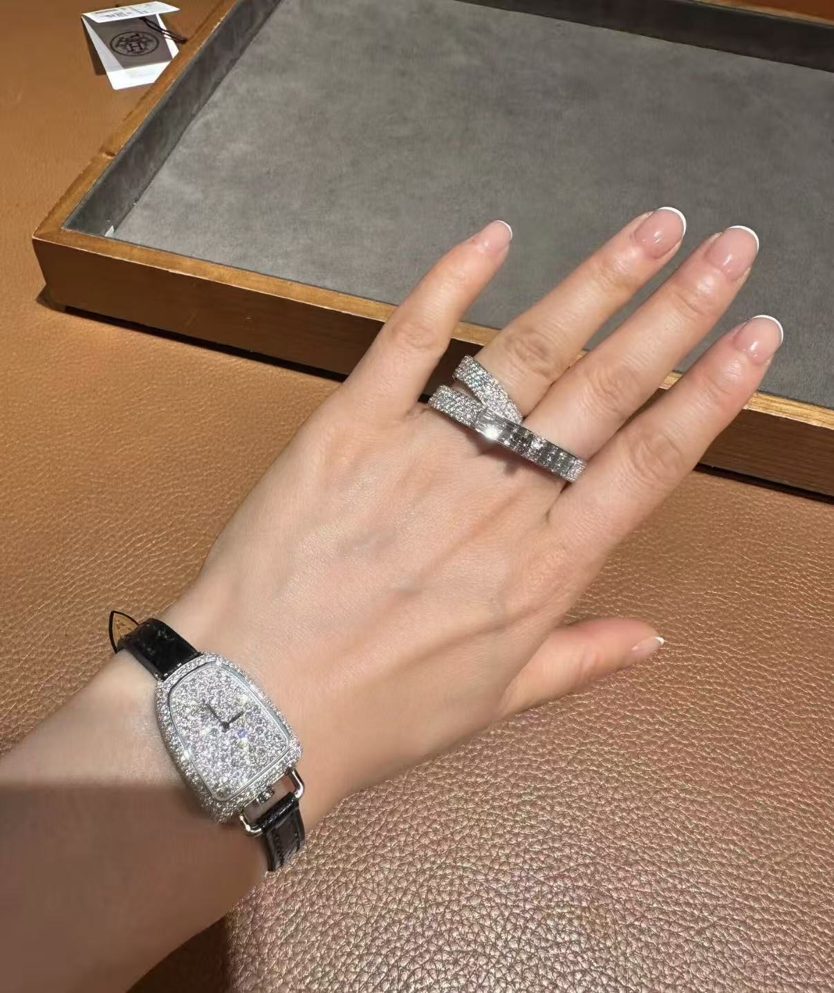 [クローバージュエリー]エシャッペリング シルバーダイヤモンド