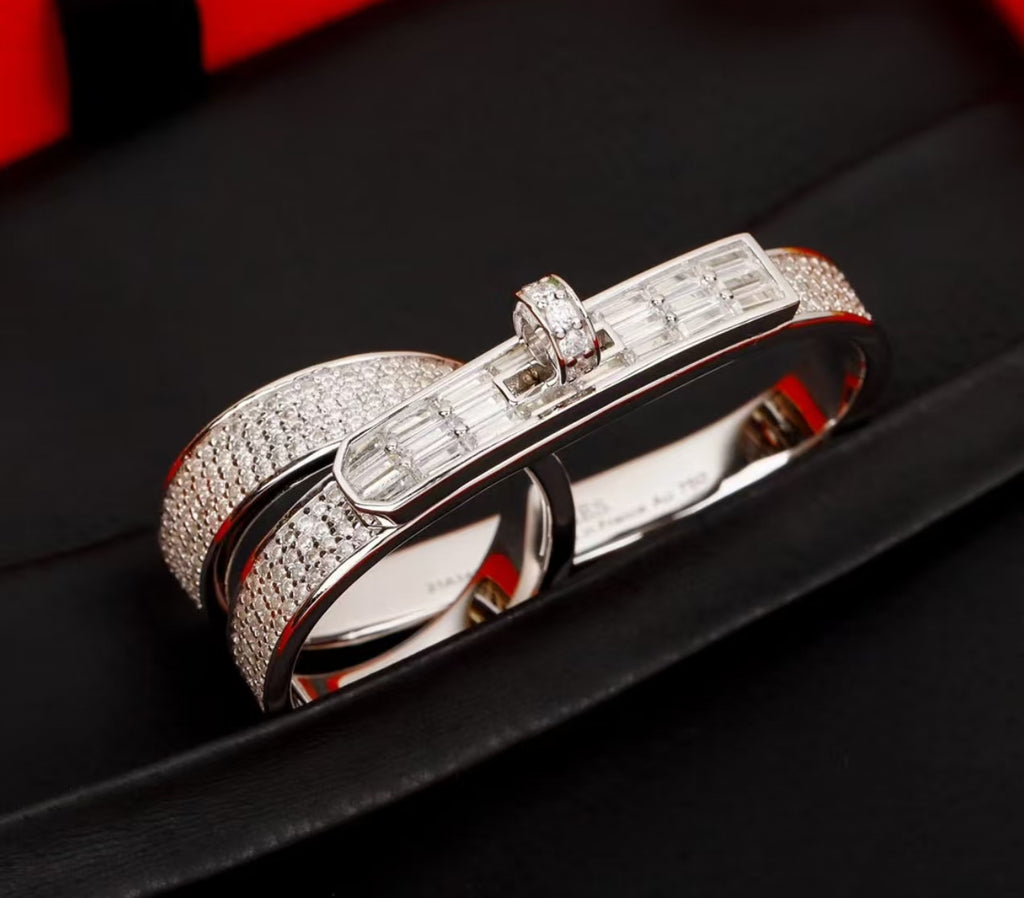 [Clover Jewelry]Bague H entièrement pavée de diamants