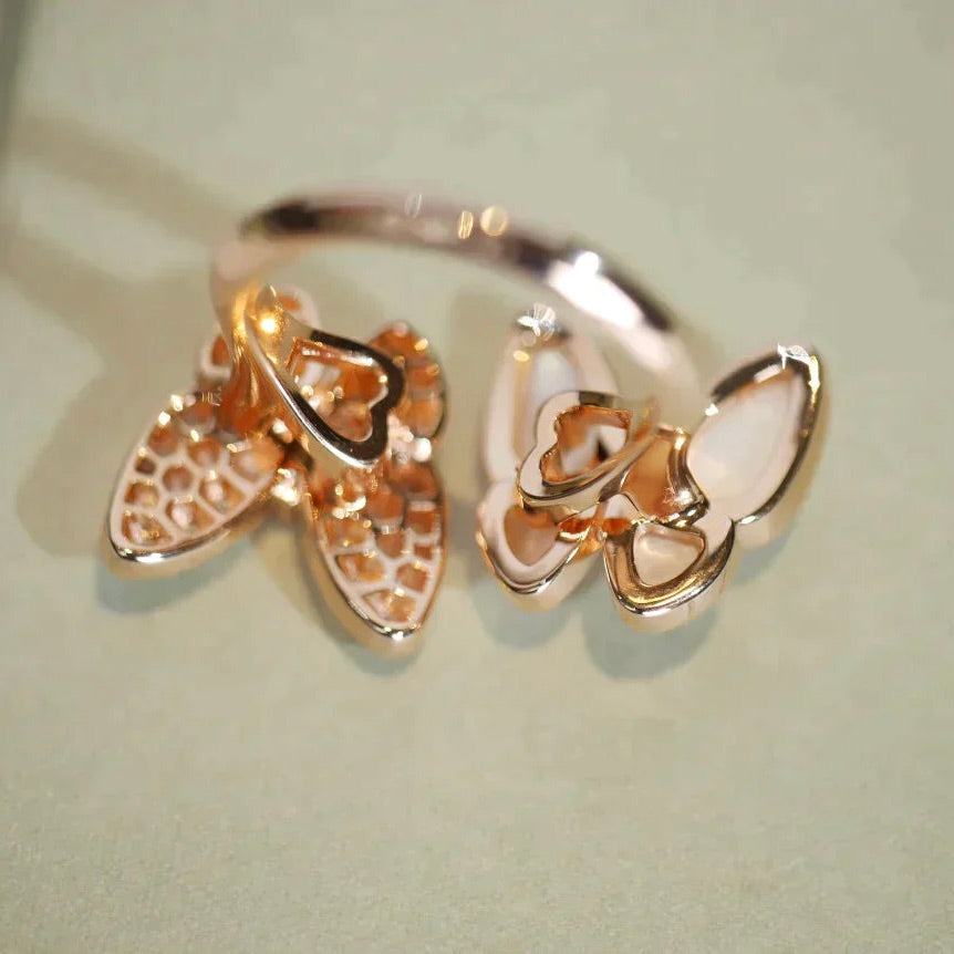 [クローバージュエリー]TWIN BUTTERFLY ダイヤモンドMOPリング