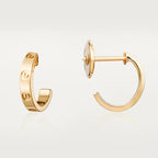 [クローバー・ジュエリー]LOVEピアス 2.65MM ピンクゴールド