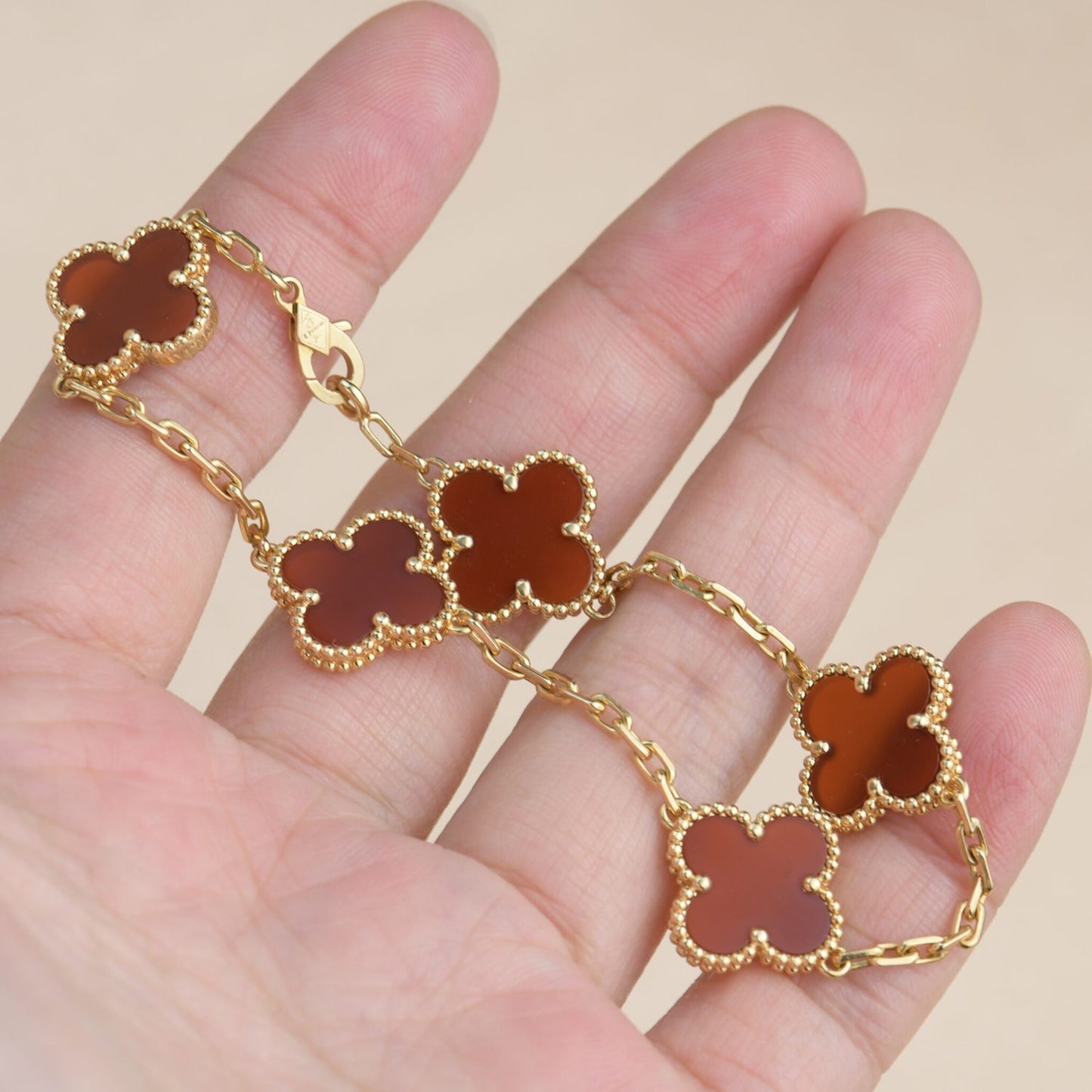 [Clover Jewelery]CLOVER 5 MOTIFS RED AGATE  BRACELET