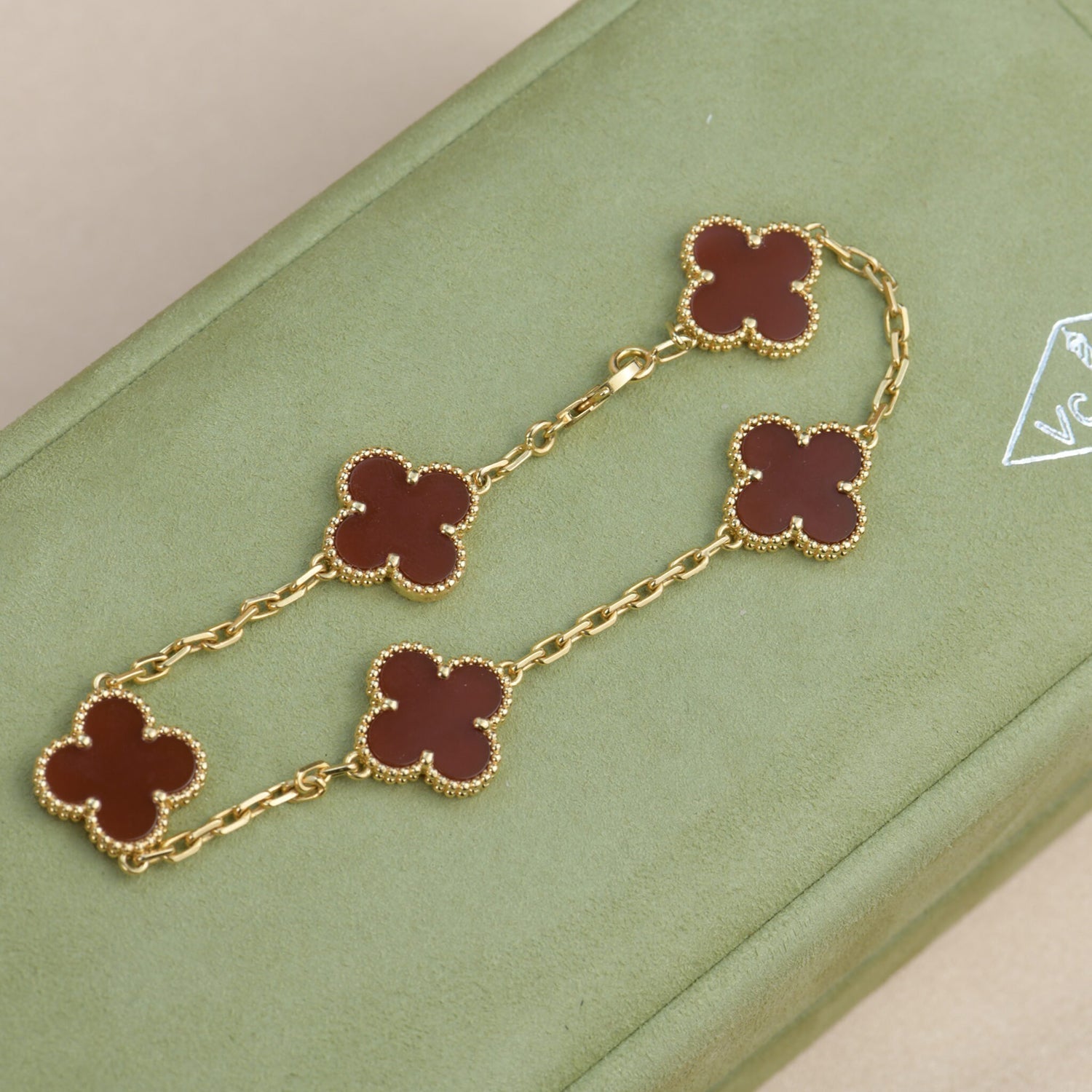[Clover Jewelry]CLOVER 5 MOTIFS RED AGATE  BRACELET