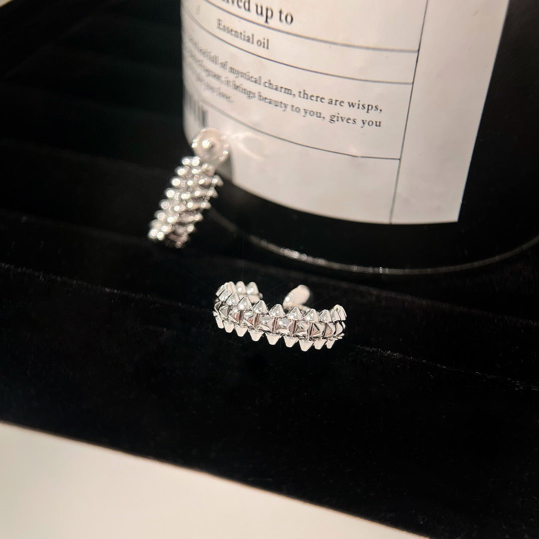 [Clover Jewelry]CLASH SMALL HOOP EARRINGS