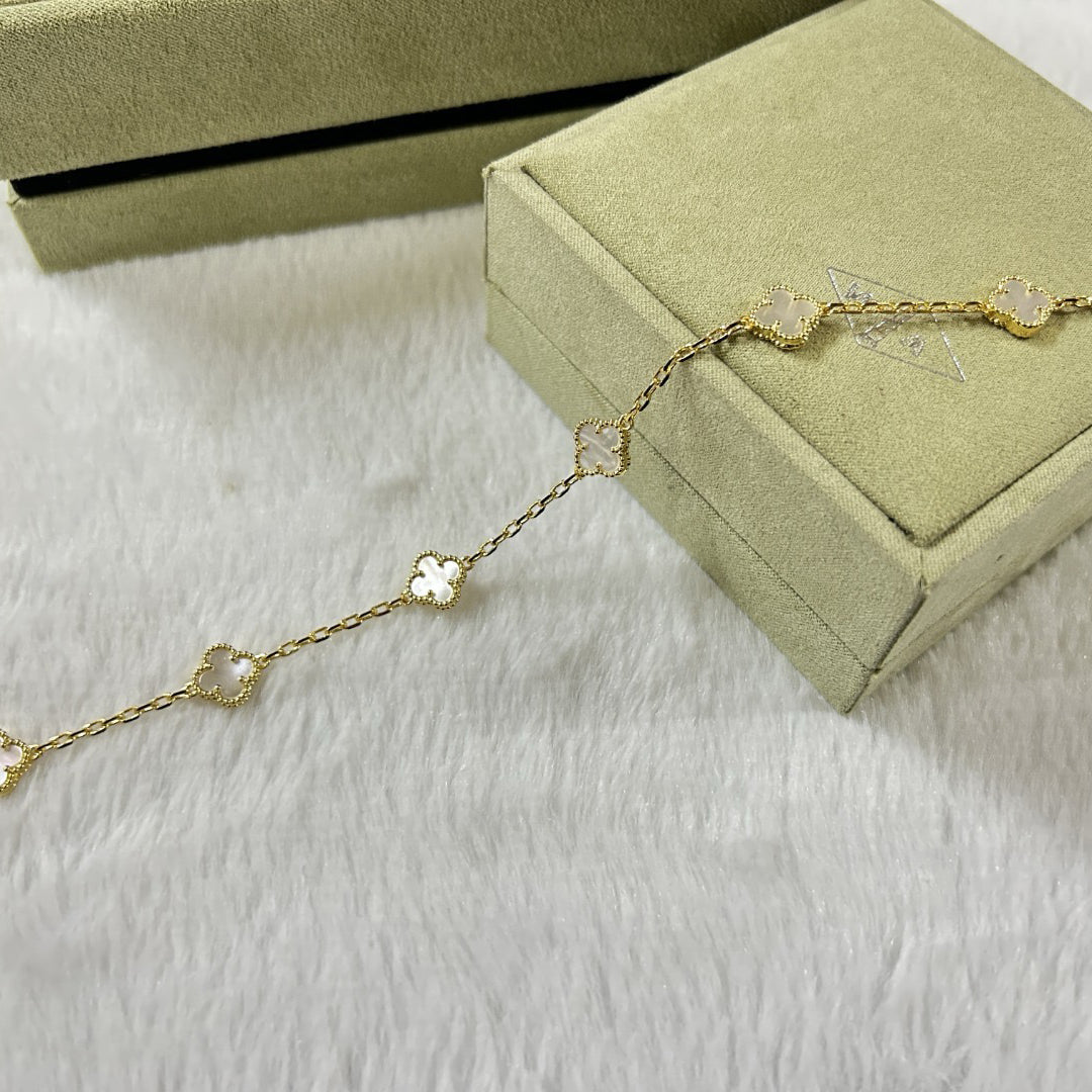 [Clover Jewelery]CLOVER 6 MOTIF WHITE MOP BRACELET