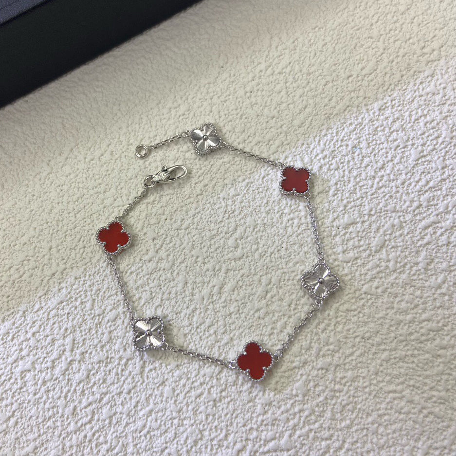 [Clover Jewelery]CLOVER 6 MOTIF RED AGATE LASER BRACELET