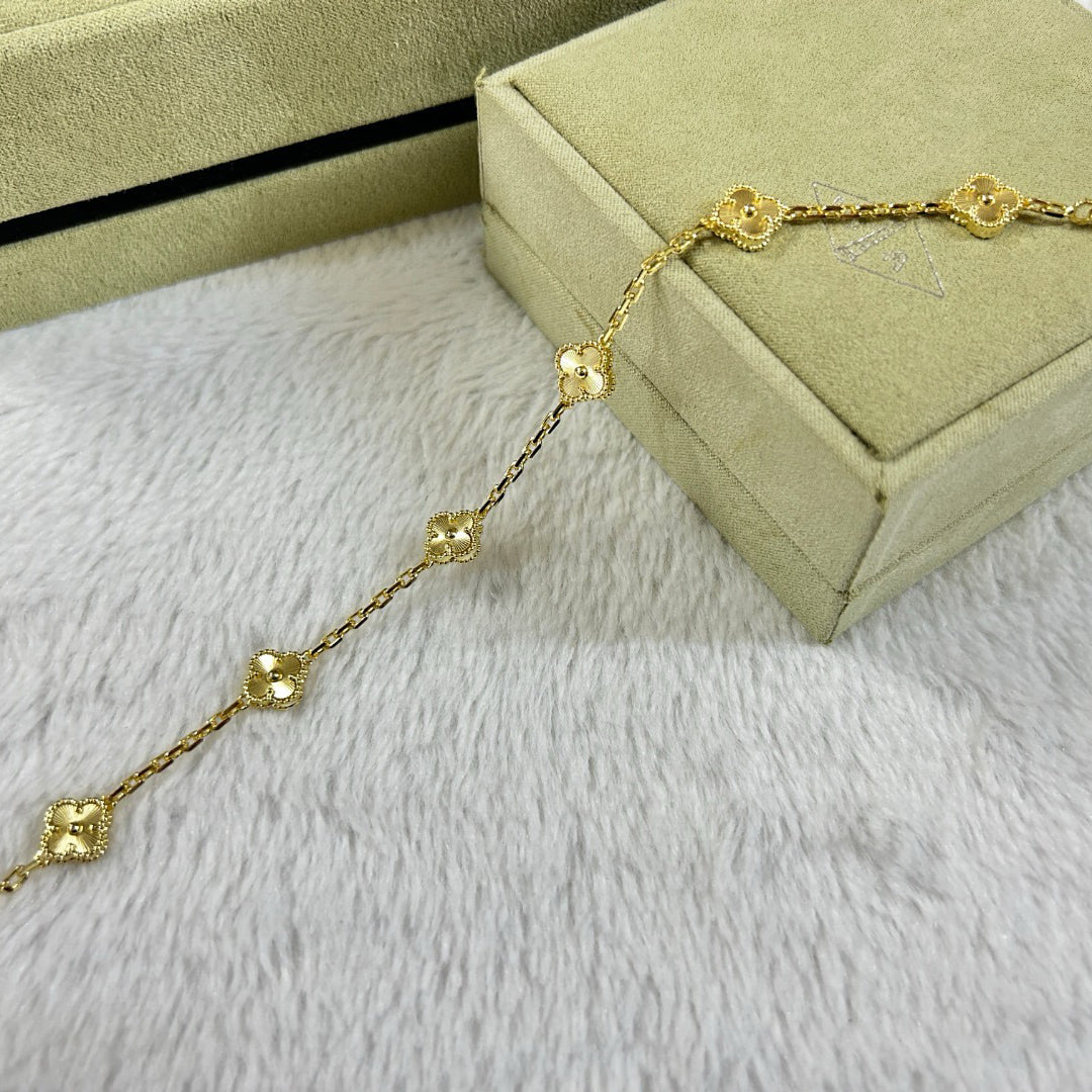 [Clover Jewelery]CLOVER 6 MOTIF DIAMOND BRACELET