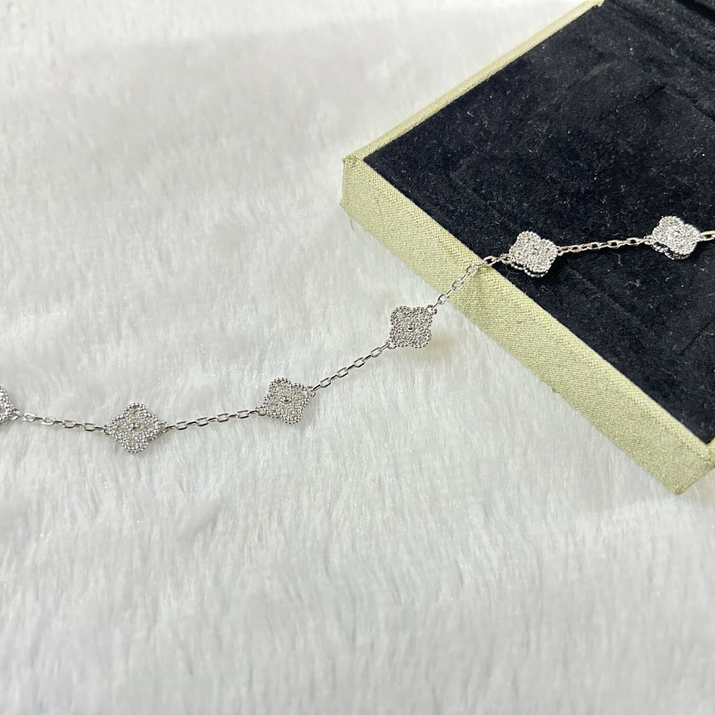 [Clover Jewelry]クローバー 6モチーフ ダイヤモンドブレスレット