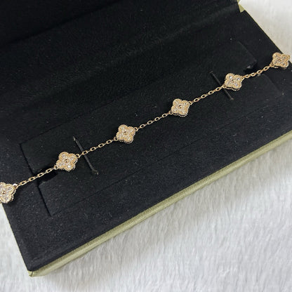 [Clover Jewelery]CLOVER 6 MOTIF DIAMOND BRACELET