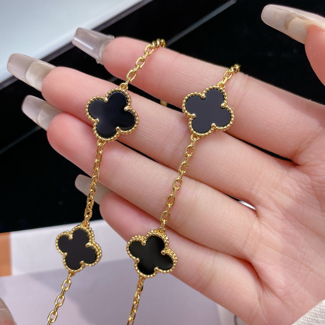 [Clover Jewelery]CLOVERS THE 10-MOTIFS ONYX NECKLACE