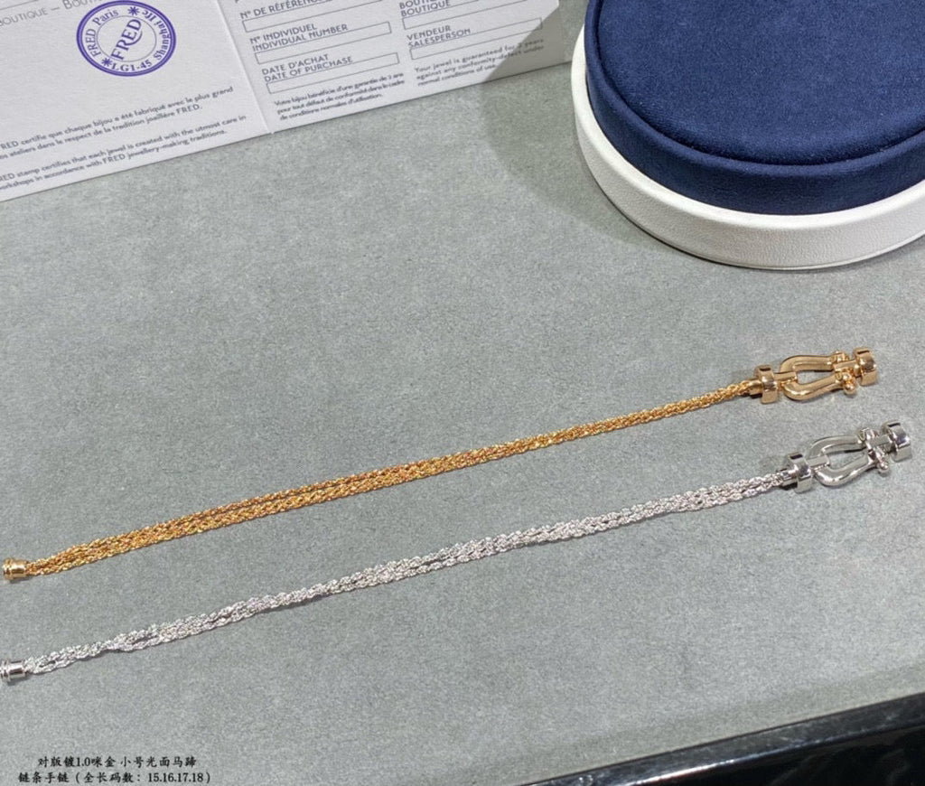[Clover Jewelry]ホースシューネックレス（スモール）チェーンブレスレット