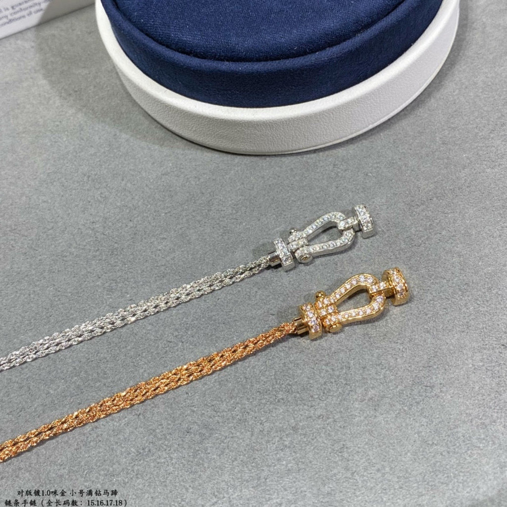 [Clover Jewelry]ホースシューネックレス（スモール）チェーンブレスレット