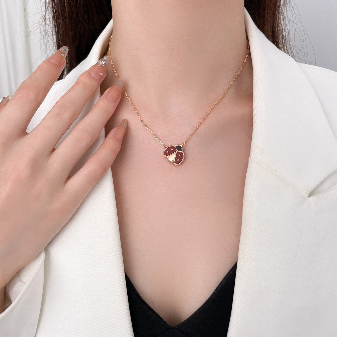 [Clover Jewelry]LUCKY KARNEOL MARIENKÄFER KETTE