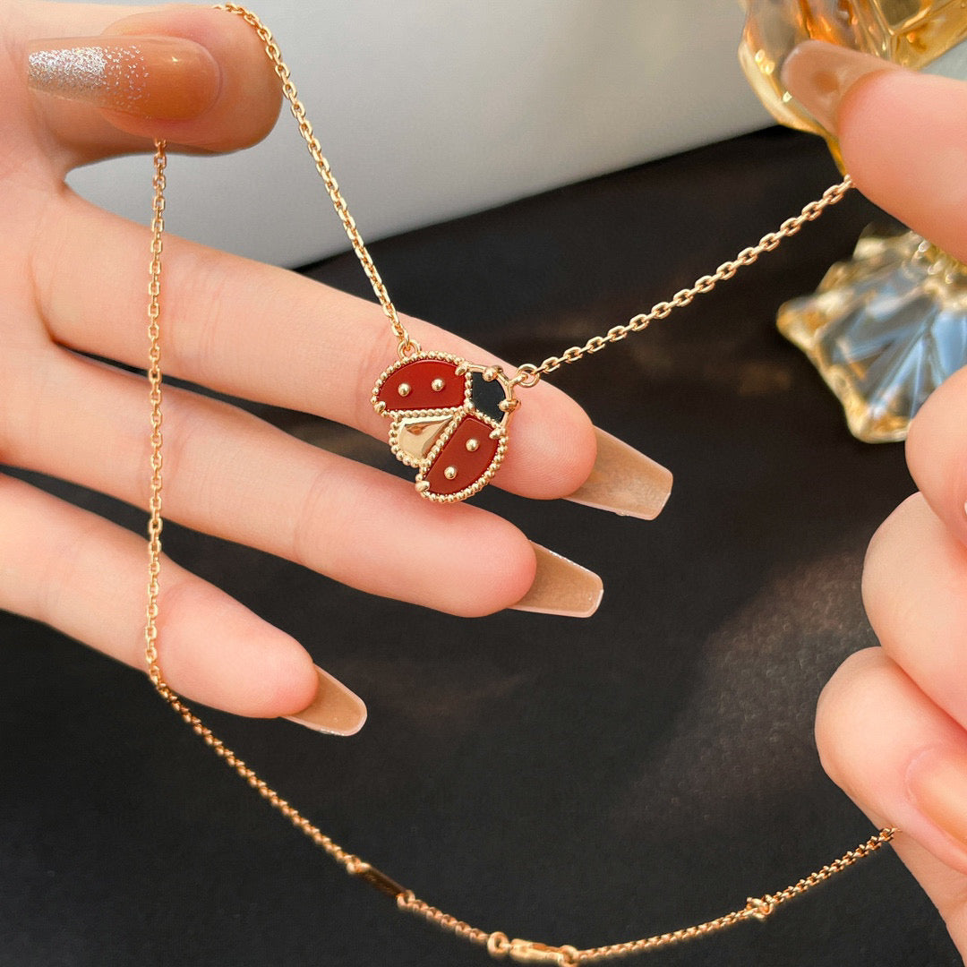[Clover Jewelery]LUCKY  CARNELIANS LADYBUG NECKLACE