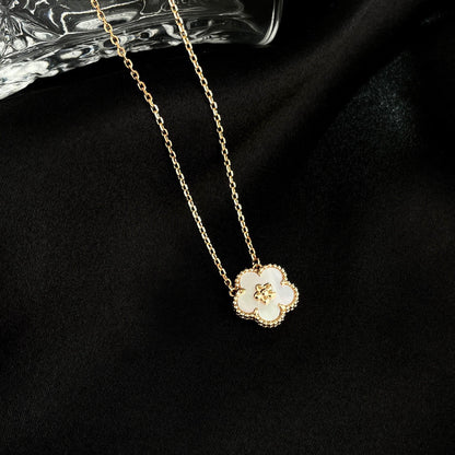 [Clover Jewelery]LUCKY  WHITE MOP  PLUM BLOSSOM NECKLACE