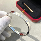 [Clover Jewelry]ラブブレスレット 6.1mm ダイヤモンド10石