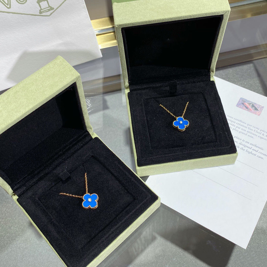 [Clover Jewelry]CLOVER 15MM DIAMANT- UND BLAUER ACHAT-HALSKETTE