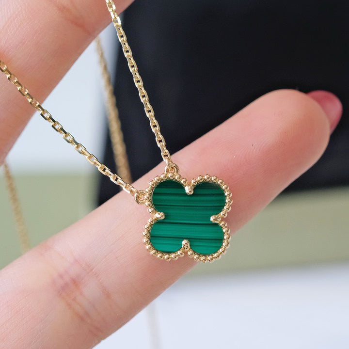 [Clover Jewelry]クローバー 15MM マラカイト シングル フラワー ネックレス