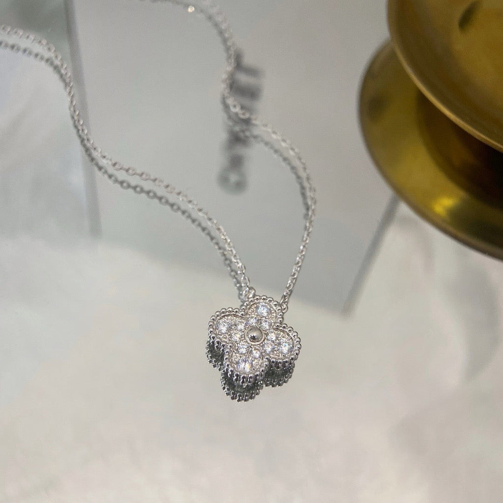 [Clover Jewelry]CLOVER 15MM DIAMOND SINGLE FLOWER NECKLACE
